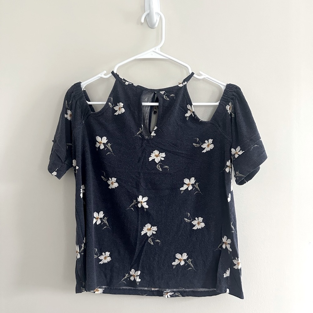 American Eagle Soft And Sexy Blouse